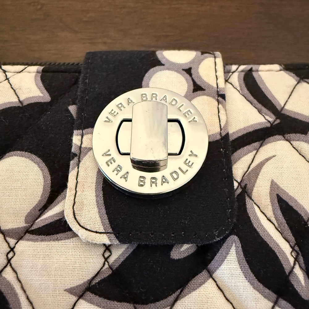 Vera Bradley Turn Lock Wallet Clutch "Night & Day" Retired Patterns - Picture 2 of 7